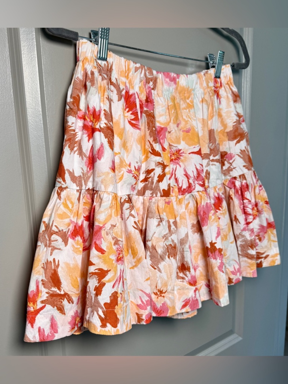Abercrombie & Fitch | Y2K Watercolor Floral Tiered Mini Skirt | Size Medium